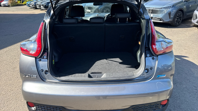 Nissan Juke 1.5 dCi Tekna 5dr Diesel Hatchback